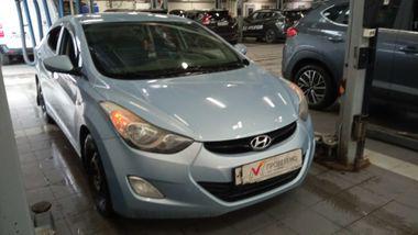 Hyundai Elantra 2012 года, 418 925 км - вид 2