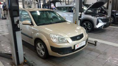 Kia Rio 2009 года, 229 723 км - вид 2