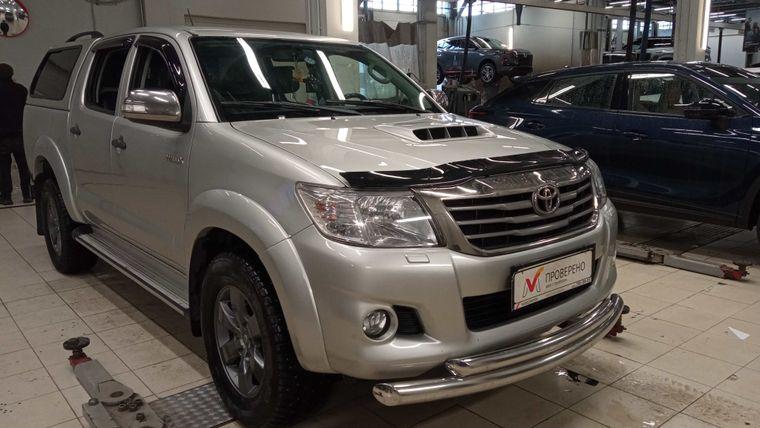 Toyota Hilux, 2014 - вид 1