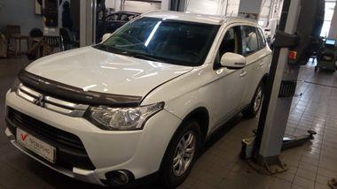 Mitsubishi Outlander 2014 года, 188 000 км - вид 1