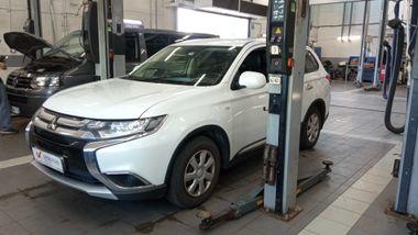 Mitsubishi Outlander 2017 года, 105 103 км - вид 1