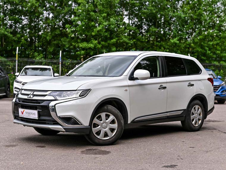 Mitsubishi Outlander 2017 года, 105 103 км - вид 1