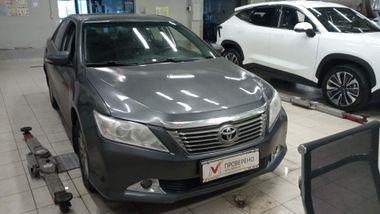 Toyota Camry 2012 года, 193 661 км - вид 2