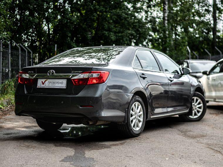 Toyota Camry,  - вид 1