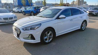 Hyundai Sonata 2018 года, 95 017 км - вид 1