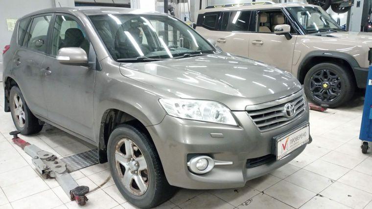 Toyota RAV4,  - вид 1