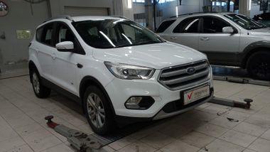Ford Kuga 2017 года, 63 737 км - вид 2