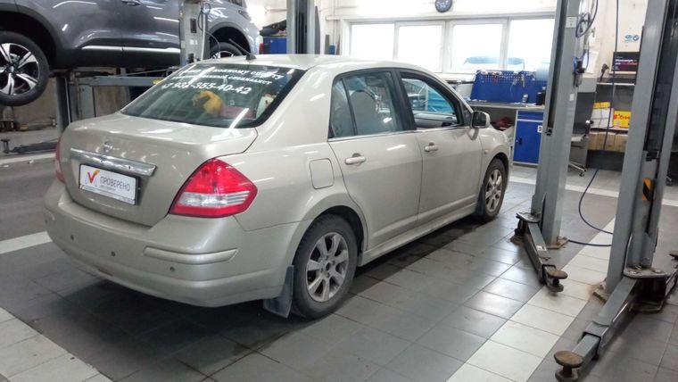 Nissan Tiida,  - вид 2