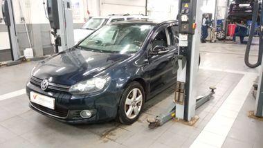 Volkswagen Golf 2011 года, 152 533 км - вид 1