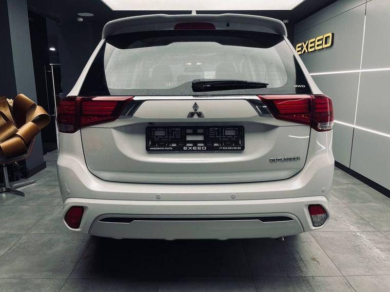 Mitsubishi Outlander, 2022 - вид 4
