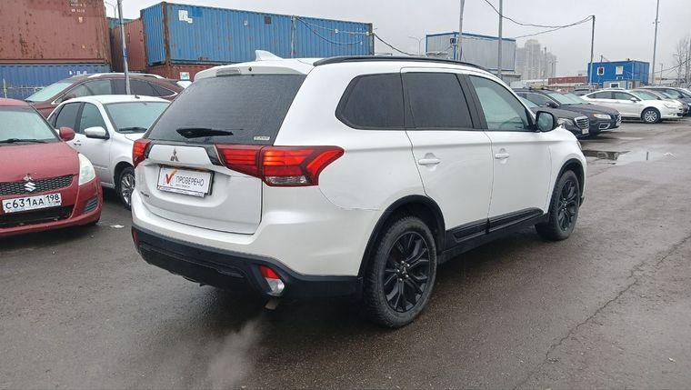 Mitsubishi Outlander, 2020 - вид 3