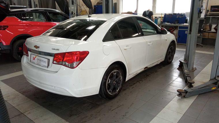 Chevrolet Cruze, 2013 - вид 2