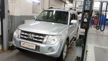 Mitsubishi Pajero 2012 года, 180 598 км - вид 1