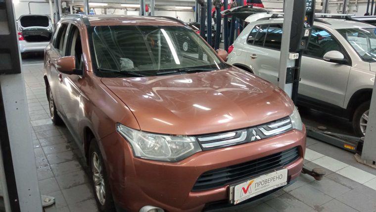 Mitsubishi Outlander 2012 года, 320 027 км - вид 2