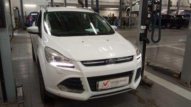 Ford Kuga 2014 года, 151 660 км - вид 2