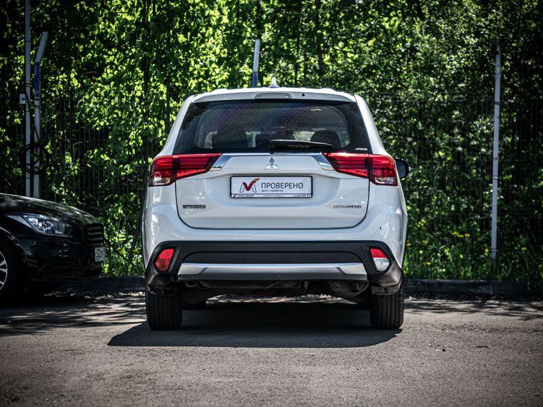 Mitsubishi Outlander, 2018 - вид 3
