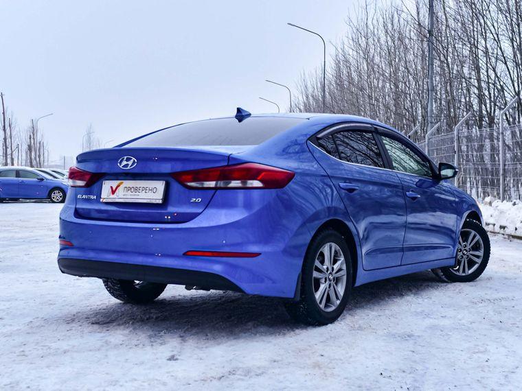 Hyundai Elantra 2018 года, 105 750 км - вид 2