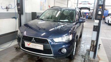 Mitsubishi Outlander 2012 года, 261 028 км - вид 1