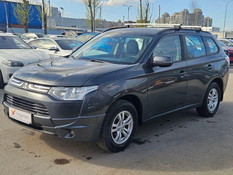 Mitsubishi Outlander, 2014