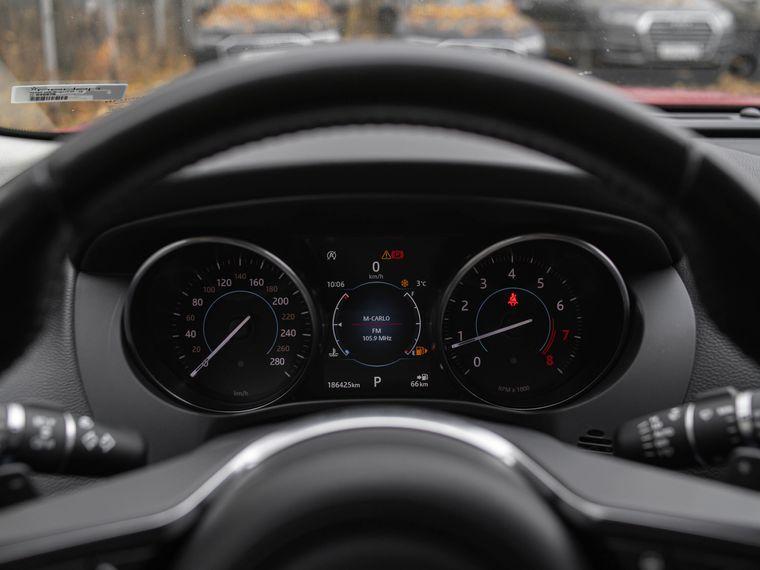 Jaguar F-Pace,  - вид 3