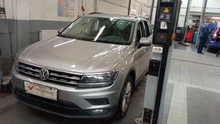 Volkswagen Tiguan 2019 года, 139 232 км - вид 1