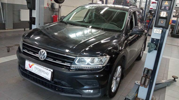Volkswagen Tiguan 2020 года, 99 019 км - вид 1