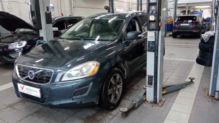 Volvo XC60 2012 года, 262 838 км - вид 1