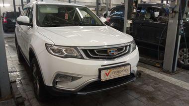 Geely Atlas 2021 года, 66 000 км - вид 2