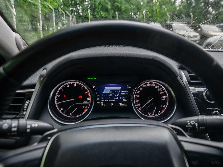 Toyota Camry,  - вид 4