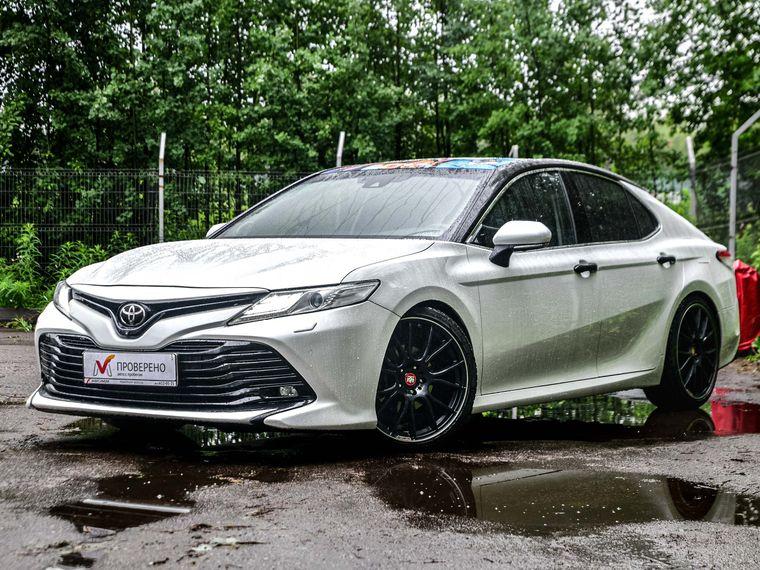 Toyota Camry, 