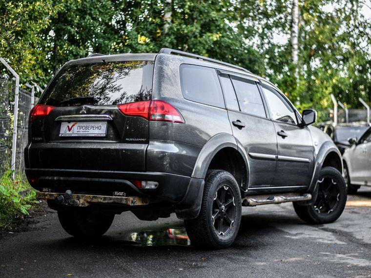 Mitsubishi Pajero Sport,  - вид 1