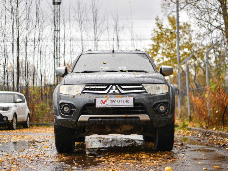 Mitsubishi Pajero Sport,  - вид 1