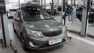 Kia Rio 2011 года, 198 587 км - вид 2