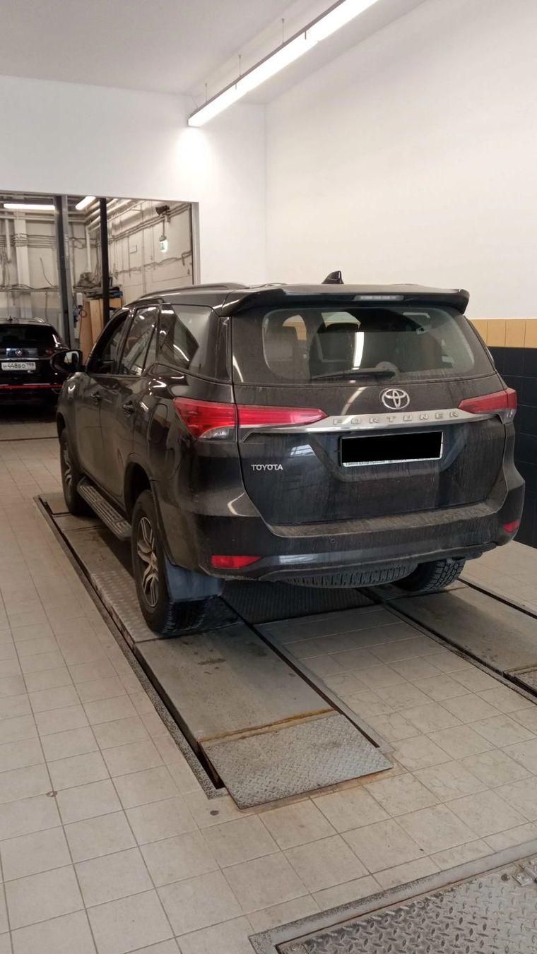 Toyota Fortuner, 2021 - вид 1