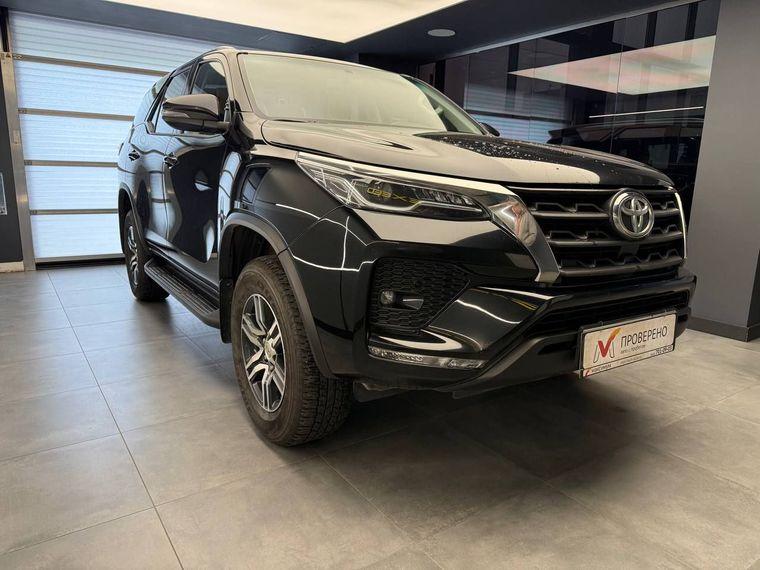 Toyota Fortuner, 2021 - вид 2
