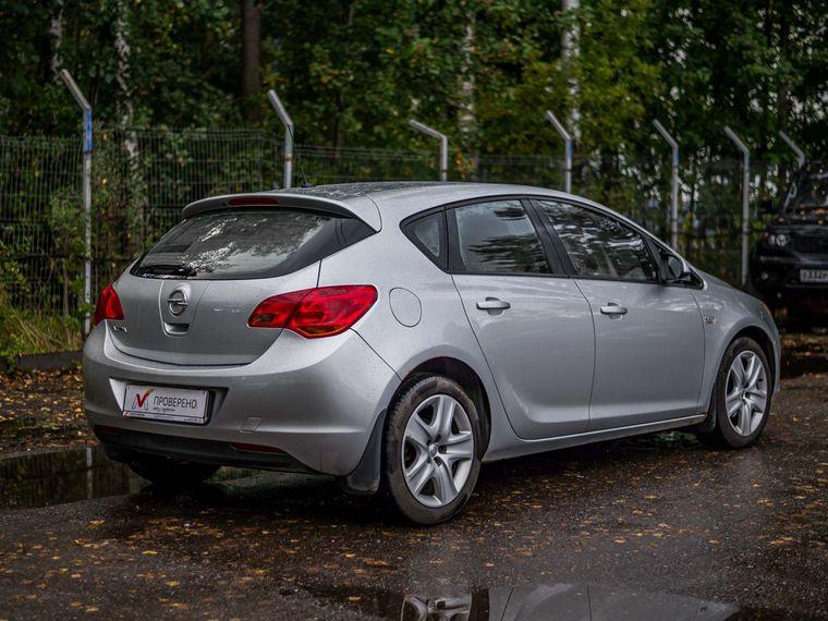 Opel Astra 2011 года, 170 205 км - вид 2