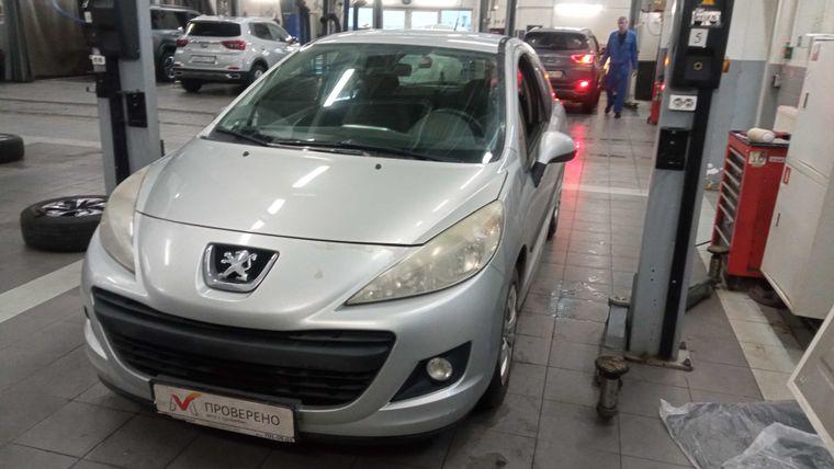 Peugeot 207 2010 года, 101 000 км - вид 1