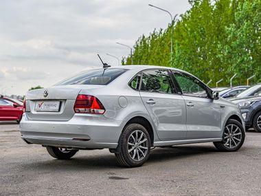 Volkswagen Polo 2017 года, 98 977 км - вид 2