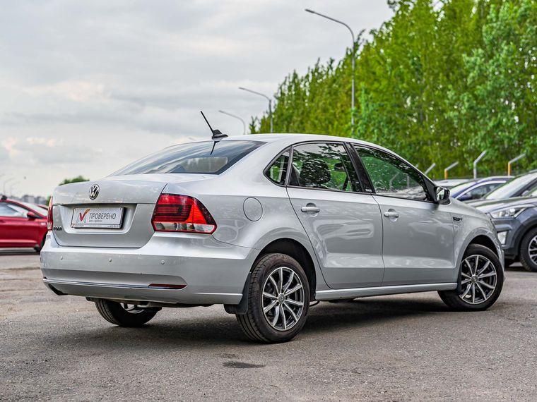 Volkswagen Polo 2017 года, 98 977 км - вид 2