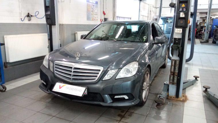 Mercedes-Benz E-класс 2011 года, 176 576 км - вид 1