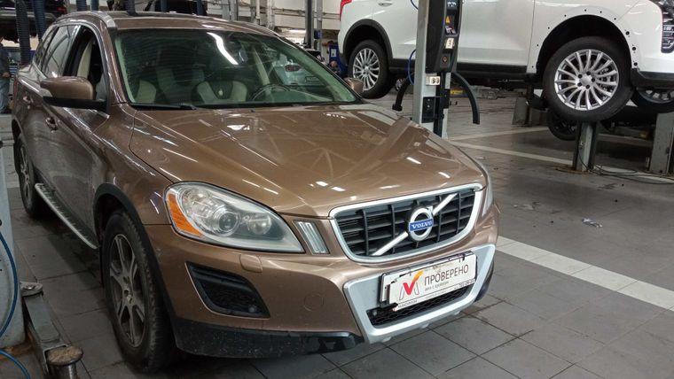Volvo XC60 2011 года, 255 976 км - вид 2