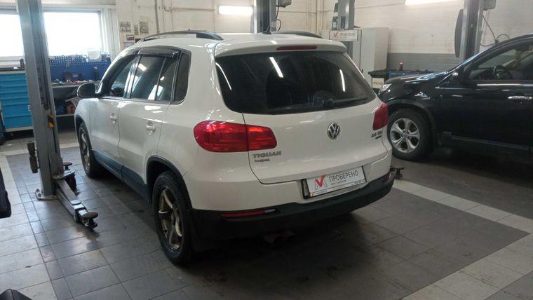 Volkswagen Tiguan, 2013 - вид 3