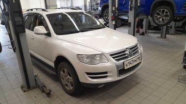 Volkswagen Touareg 2009 года, 166 865 км - вид 1