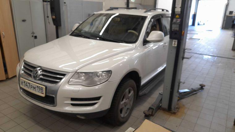 Volkswagen Touareg,  - вид 3