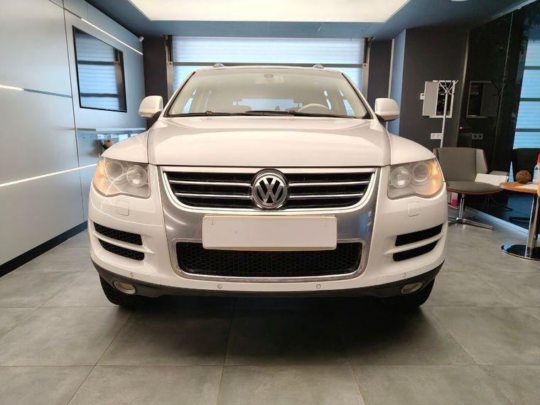 Volkswagen Touareg,  - вид 1