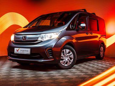 Honda Stepwgn 2015 года, 163 335 км - вид 1