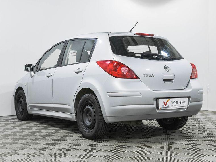 Nissan Tiida, 2010 - вид 3