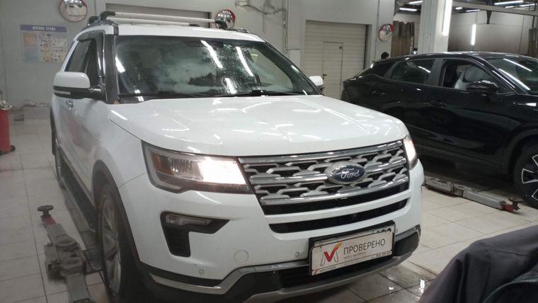 Ford Explorer 2019 года, 137 217 км - вид 1