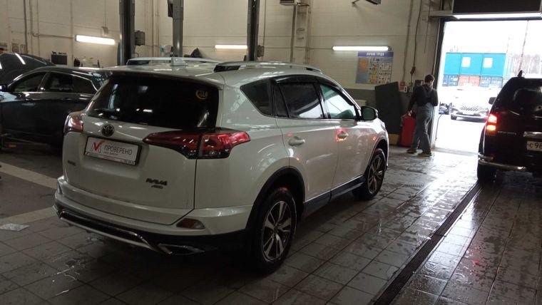 Toyota RAV4, 2018 - вид 2
