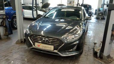 Hyundai Sonata 2018 года, 86 723 км - вид 1